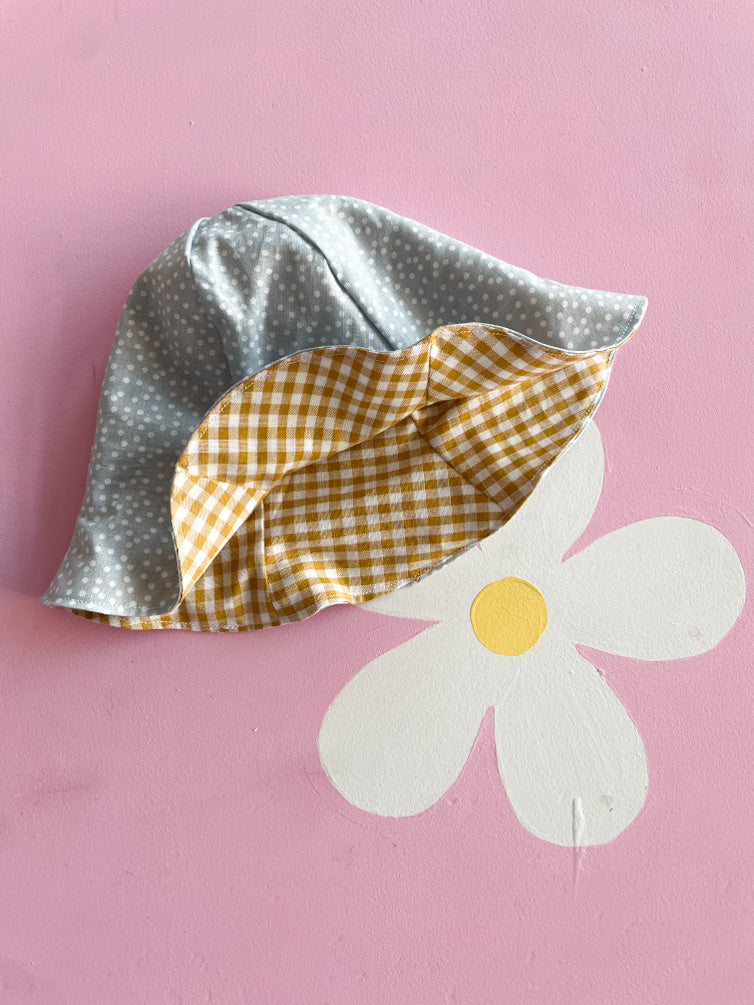 Cappellino pois + vichy ocra