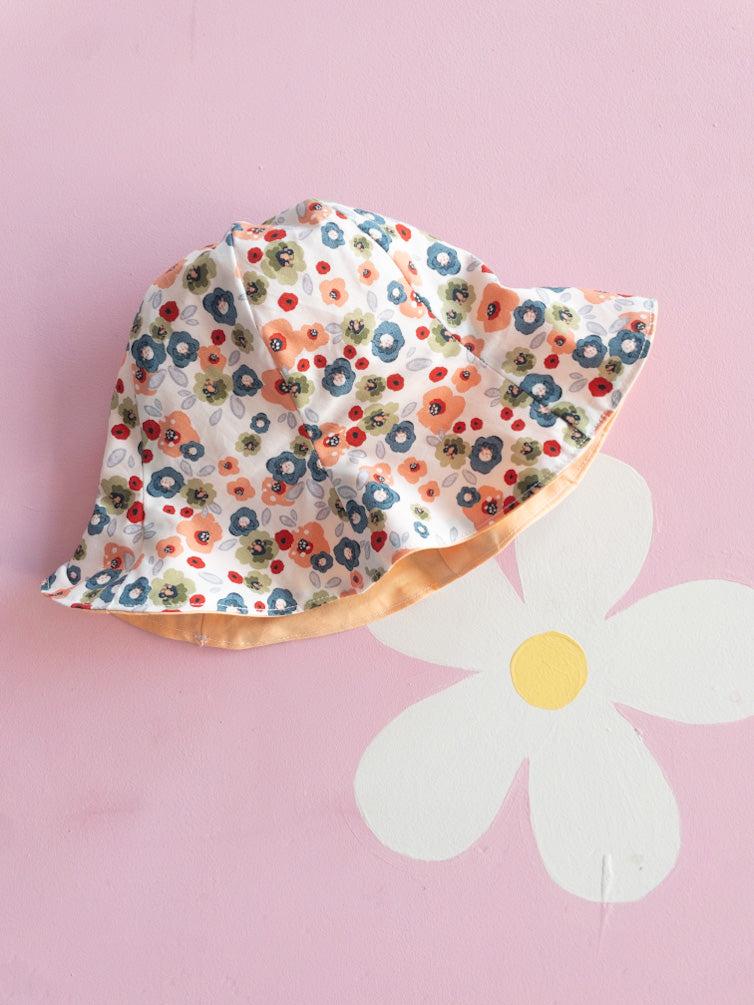 Cappellino fiorelloni