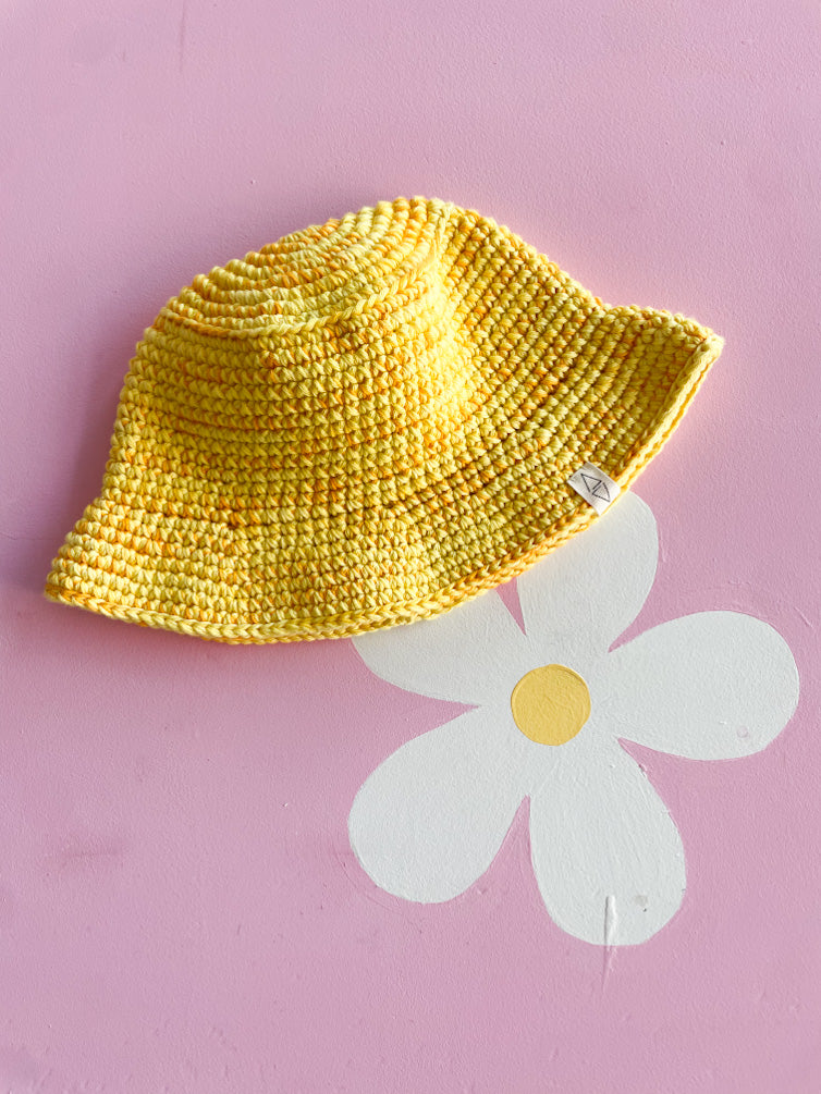Cappellino giallo sole