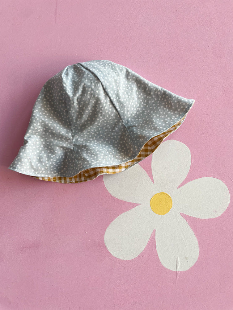 Cappellino pois + vichy ocra