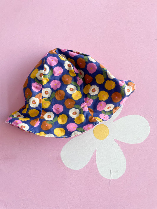 Cappellino fiorelloni